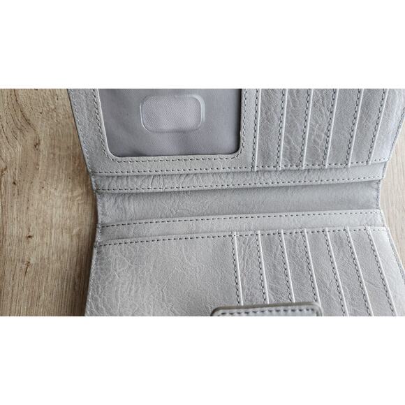 Fossil Gray Leather Wallet - Picture 7 of 13